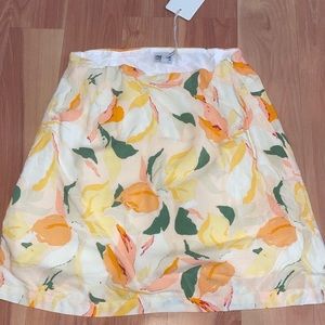 NWT mini skirt